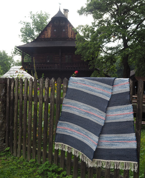 Ručně tkaný koberec — foto 6