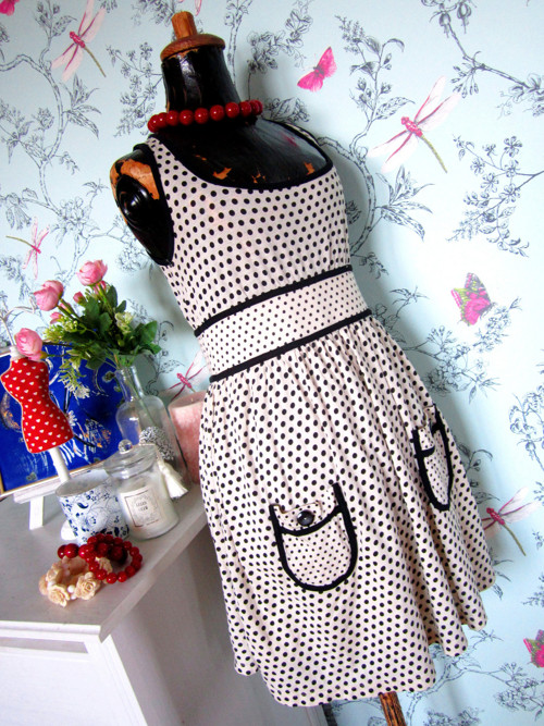 Šaty retro dots — foto 3