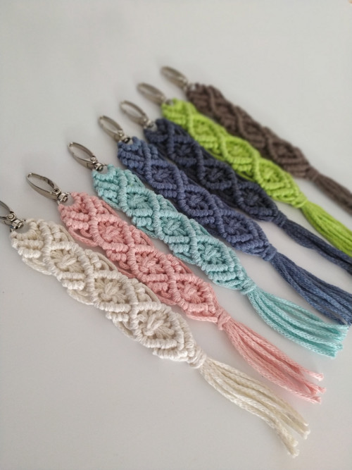 Macrame přívěsek na klíče — foto 2