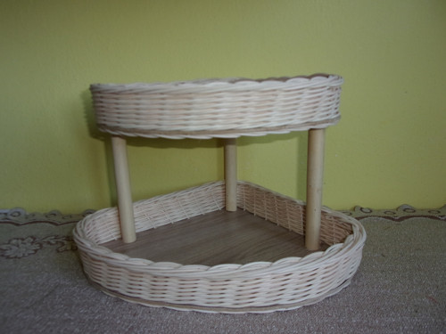 Rohový stojánek — foto 2