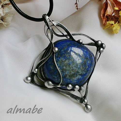 Nebe plné hvězd (lapis lazuli TOP kvality) — foto 3