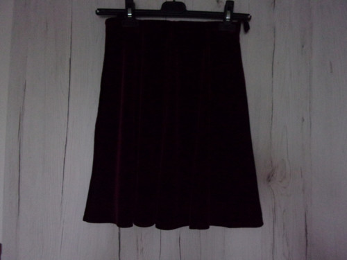 Sametová dívčí sukně — foto 2