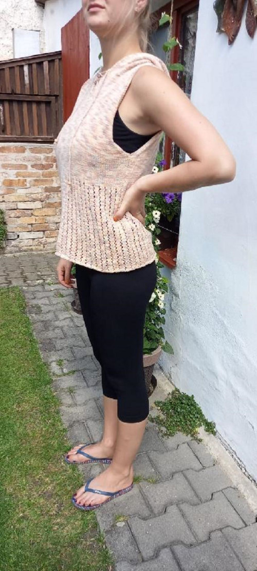 Pletené tričko s kapucou — foto 3