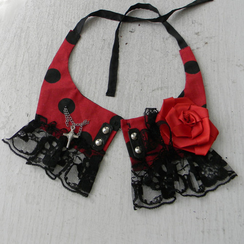 Gotický rockabilly límeček — foto 2