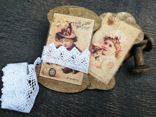 Špulky - vintage špulka plochá "Děvčátko s kočkou" — foto 4