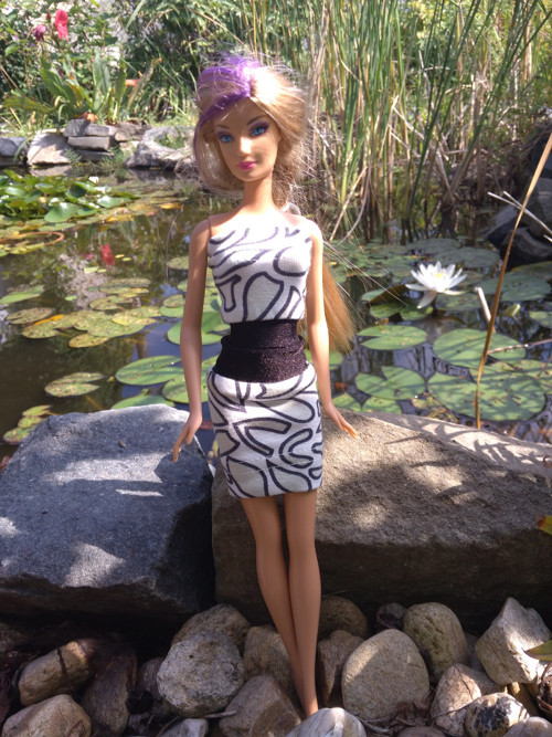 Pro Barbii ÚPLETOVÁ SUKNĚ A TOP — foto 2
