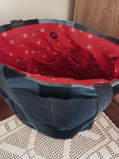 Kabelka z recyklované džínoviny — foto 2