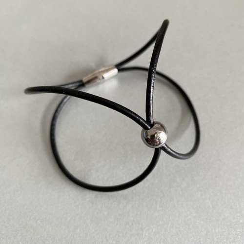 Minimalistický náramek černý — foto 2