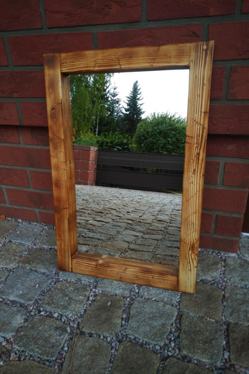 Zrcadlo v dřevěném rámu 60x80cm — foto 2