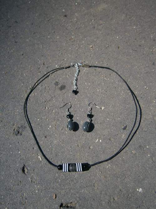 Black & White Beads Necklace — foto 3