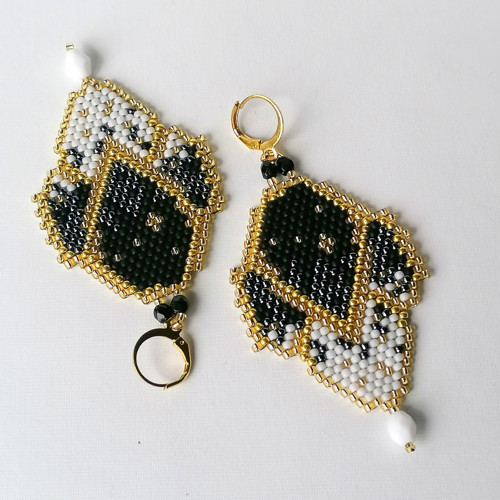 Black & White Dangle Beaded Earrings — foto 6