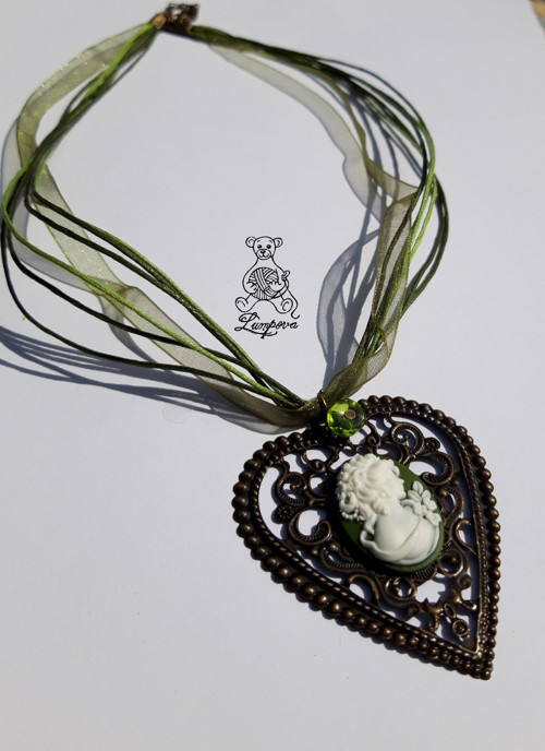 Náhrdelník s kamejkou — foto 2