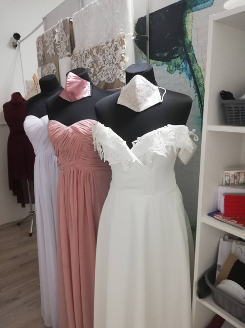 Svatební šaty — foto 4
