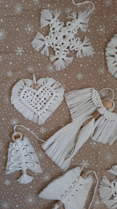 Vánoční macramé ozdoby Bílá sada 8 — foto 2