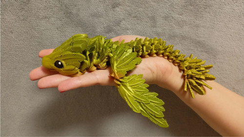 Mládě Opeřeného Hada - 23 cm - 3D Tisk — foto 2