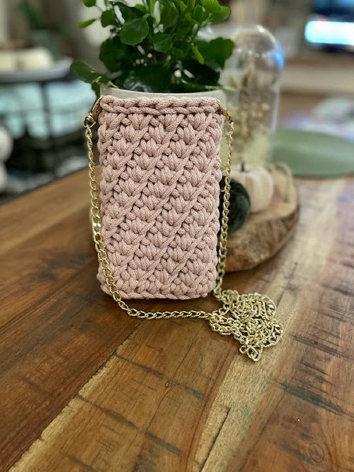 Háčkovaná crossbody kabelka — foto 4