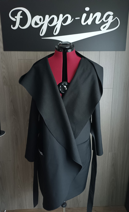 Softshellový kruhový kabát červený — foto 4