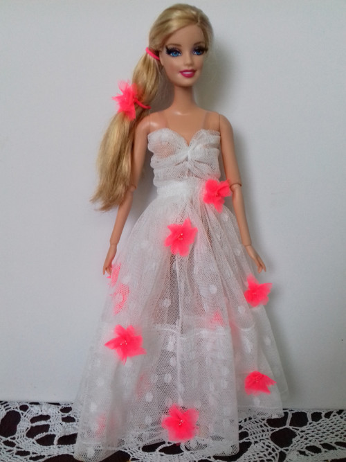 Šatičky pro Barbie - plesové č. 6 — foto 2