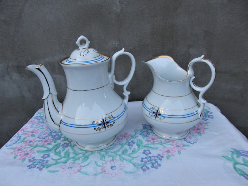 Starožitná konvička - porcelán — foto 6