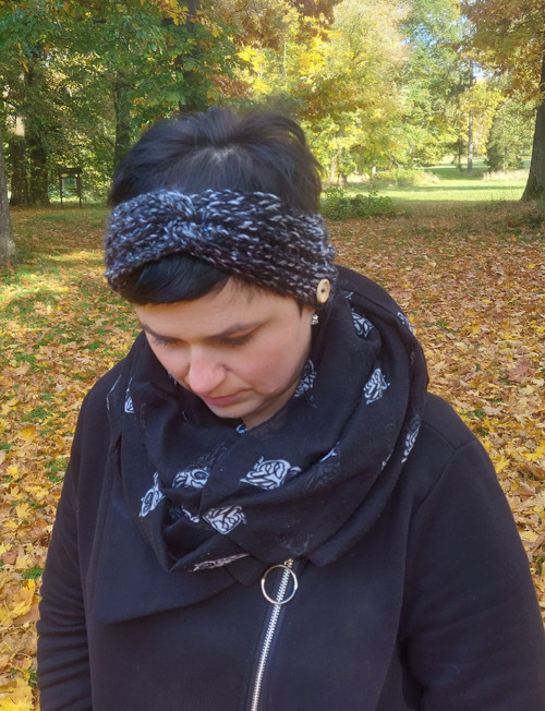 Pletená melírová čelenka — foto 3