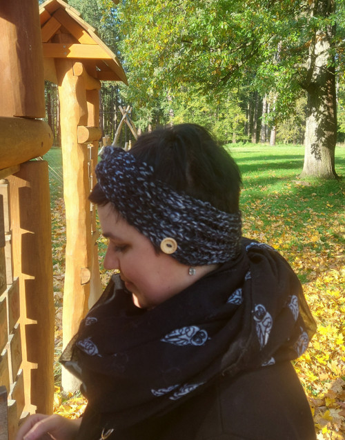 Pletená melírová čelenka — foto 2