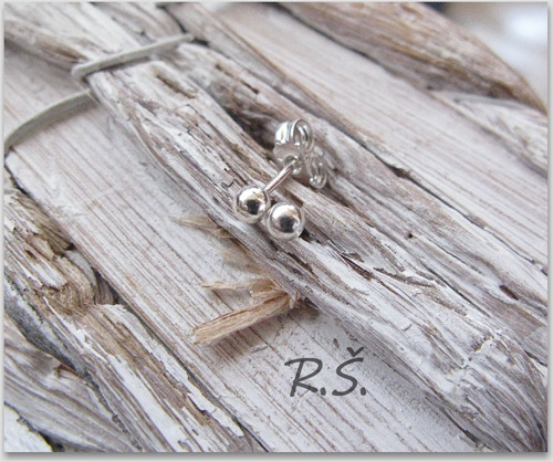 KULIČKA 3 mm .. PUZETKY — foto 3