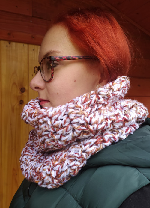 Nákrčník melírek — foto 5
