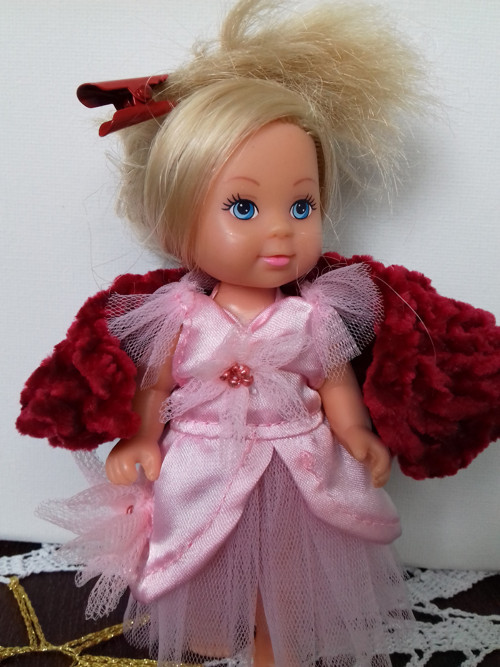 Šatičky pro Evičku č.48 - pohádkové — foto 4