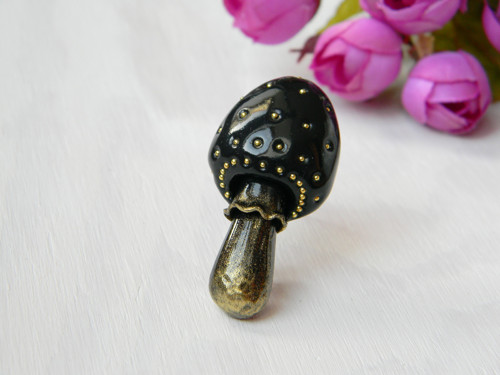 Black mushroom — foto 2