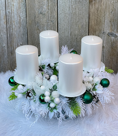 Adventní svícen v bílém — foto 2