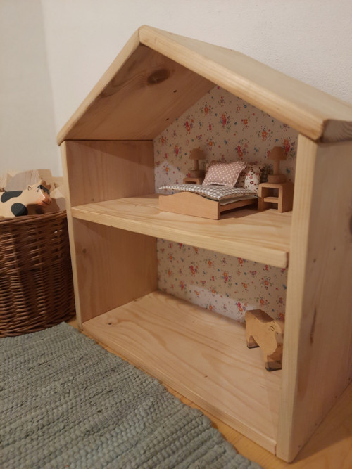 Domeček pro panenky - malý — foto 2