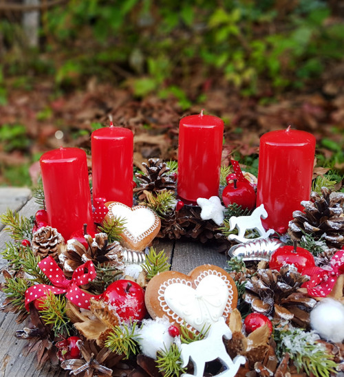 Adventní věneček s perníčky — foto 3