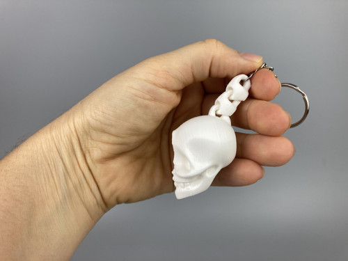 Přívěsek Kostík - 7 cm, bálá, 3D tisk — foto 2