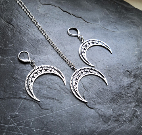 Ocelový náhrdelník*půlměsíc*ornament — foto 5