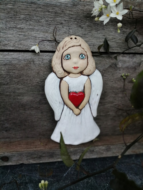Andílek se srdíčkem , reliéf — foto 2