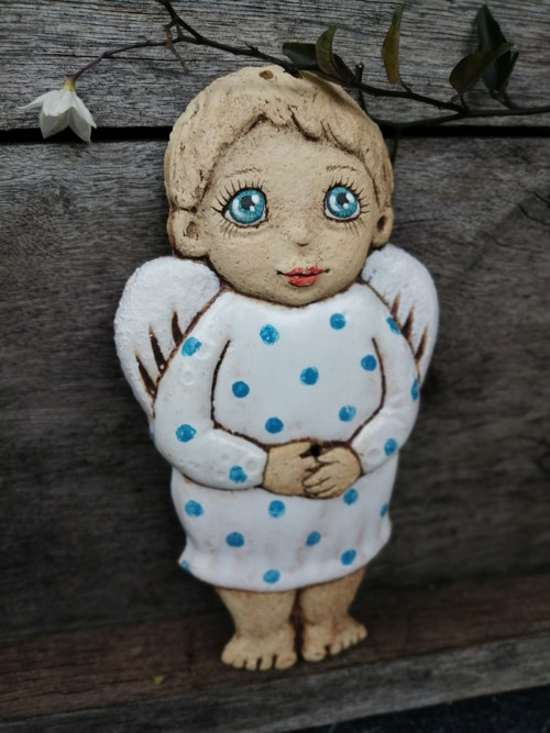 Andílek buclatý , reliéf — foto 2