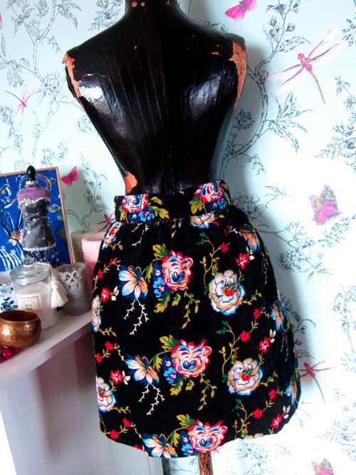 Sukénka folklór manšestr — foto 4