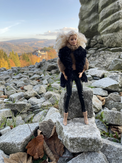 Vesta pro Barbie černá — foto 3