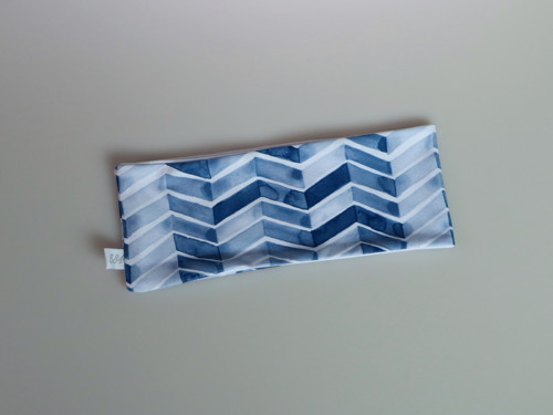 Úpletová čelenka chevron modrá — foto 3