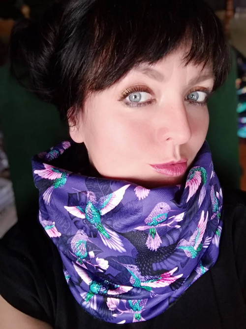 Nákrčník Kolibříci — foto 3