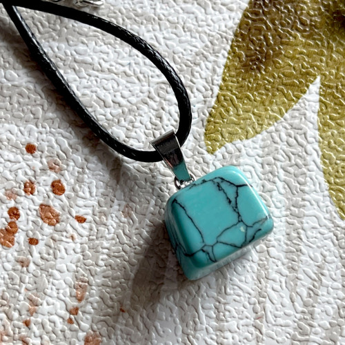 Náhrdelník s tyrkenitem — foto 3