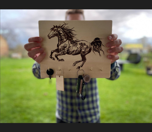 Věšák na klíče II. - kůň — foto 2