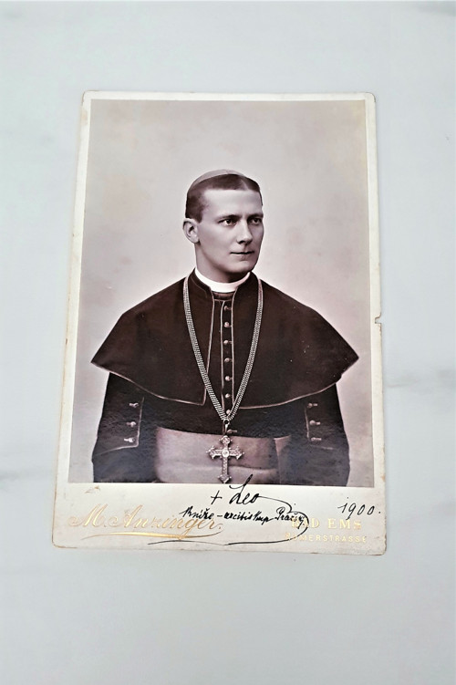 Kníže arcibiskup Leo - kabinetka — foto 2