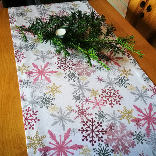 Běhoun na stůl vánoční barevné vločky — foto 2