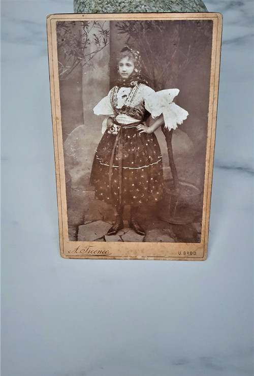 Tetina Iluše - kabinetka — foto 2