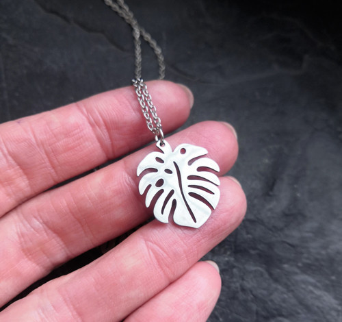 Ocelový náhrdelník*monstera — foto 3
