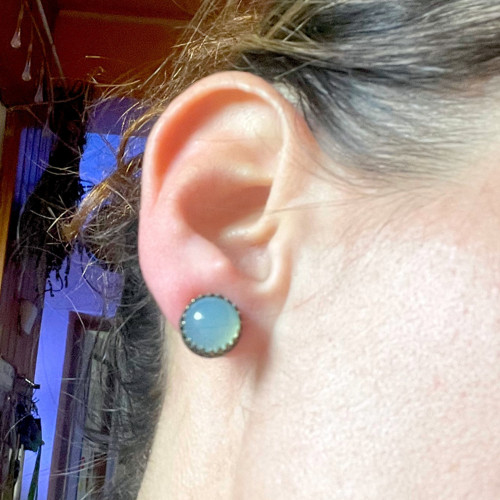 Bronzové naušnice s aqua chalcedony - puzety — foto 6