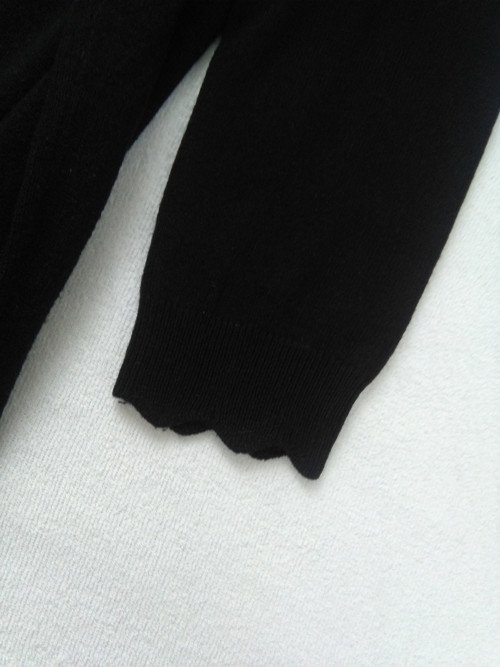 Černé s červenkou — foto 2