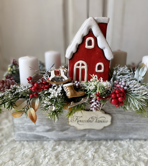 Adventní dekorace s chaloupkou — foto 5
