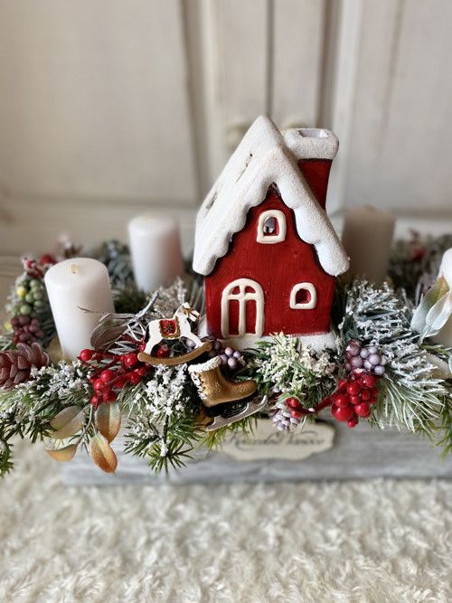 Adventní dekorace s chaloupkou — foto 3